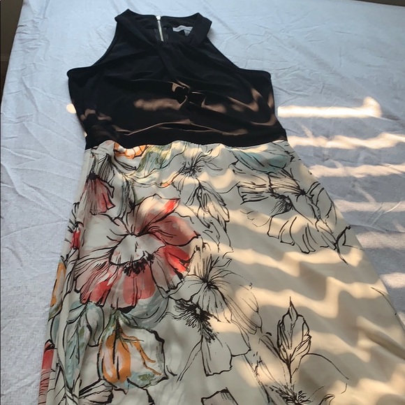 Dress - Picture 2 of 5